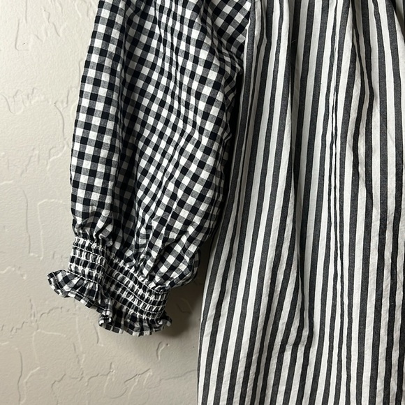 Gap black and white cotton blouse, shoulder baring neckline size medium - Picture 2 of 9